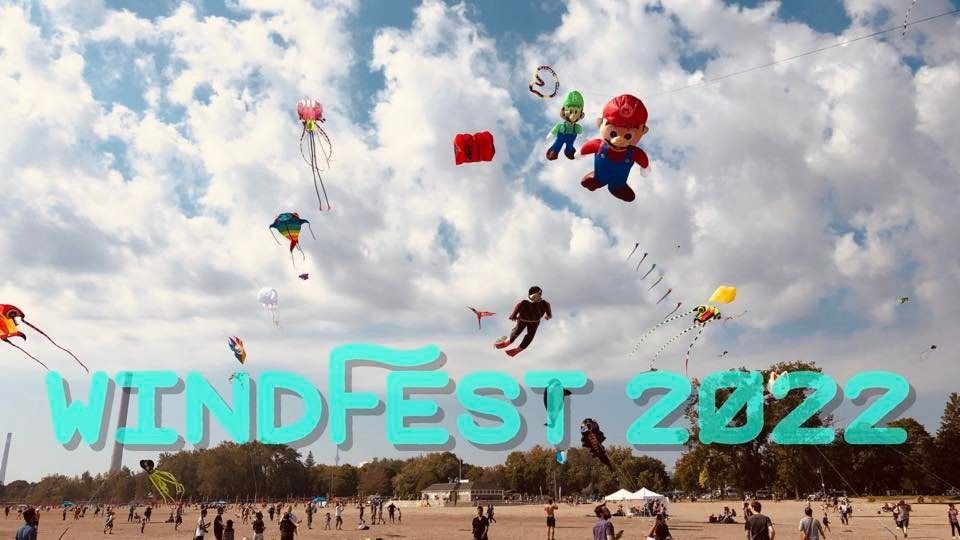 WindFest-Toronto’s Kite Flying Weekend