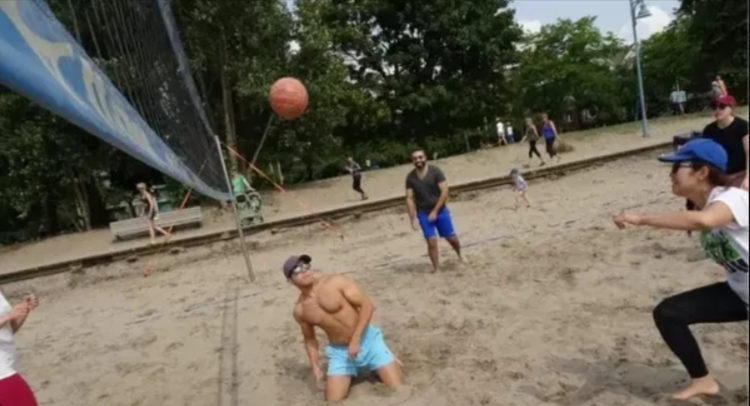 Recreational Beach Volleyball!